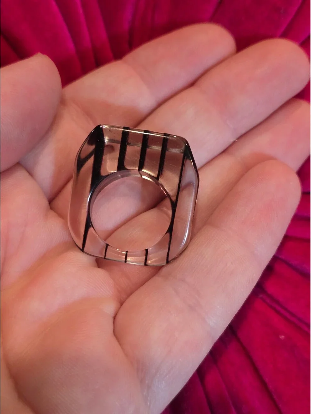 NOS Y2K Acrylic / Lucite Chunky Black Ring Size 7 VTG